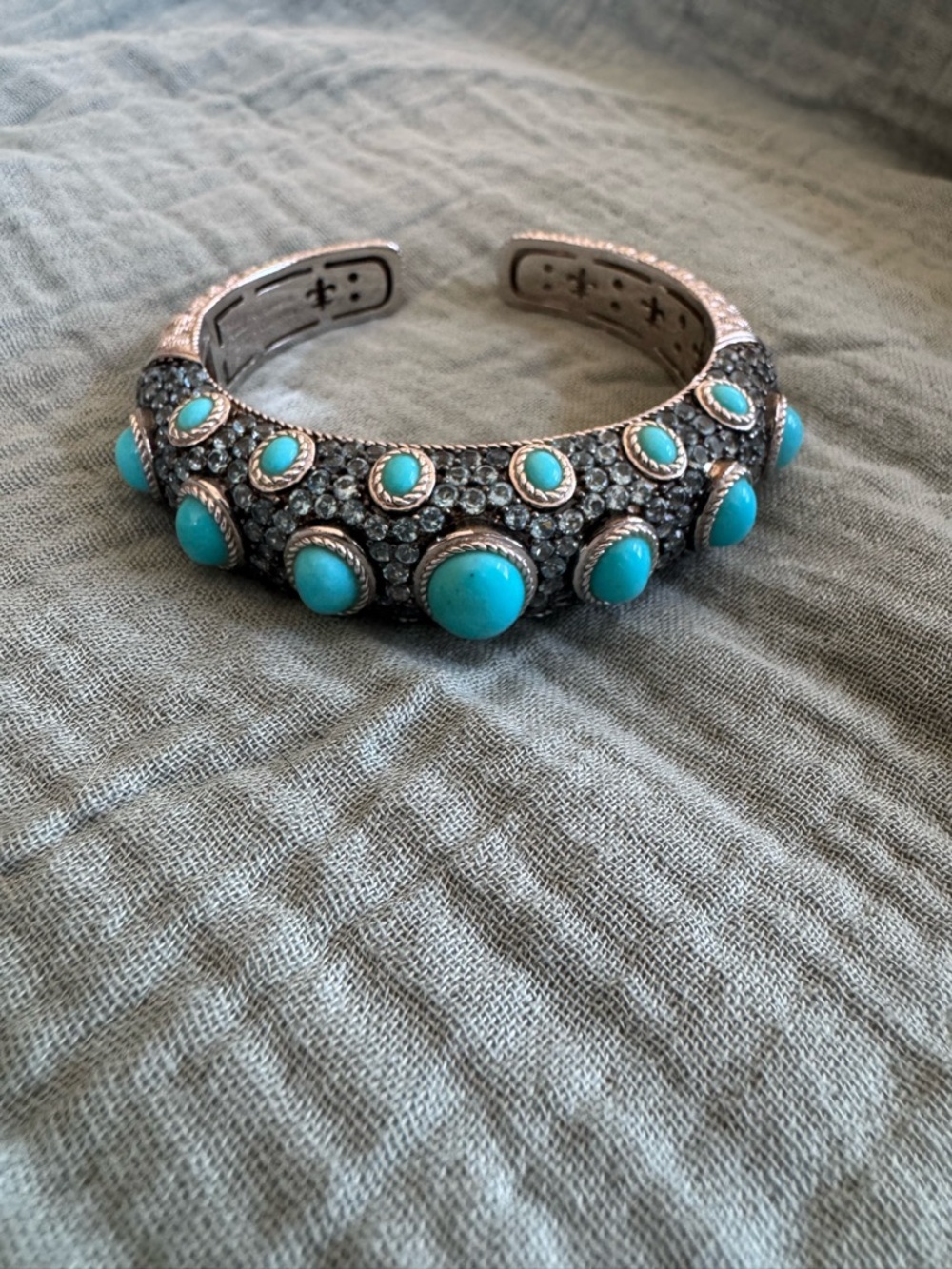 Judith Ripka Turquoise, blue topaz and Sterling silver Cabochon Cuff Bracelet - Picture 4 of 16